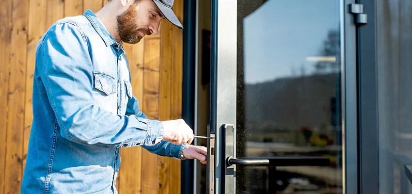 Frameless Glass Storefront Door Locks Replacement in Yuba City, CA
