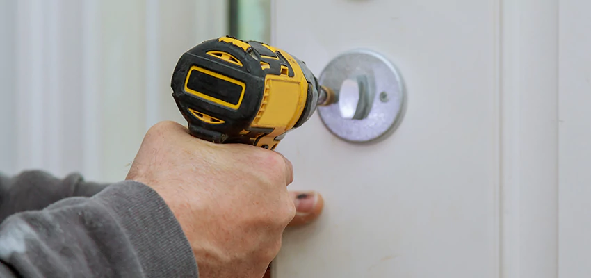 Street Locksmith For Smart Lock Repair in Yuba City, CA