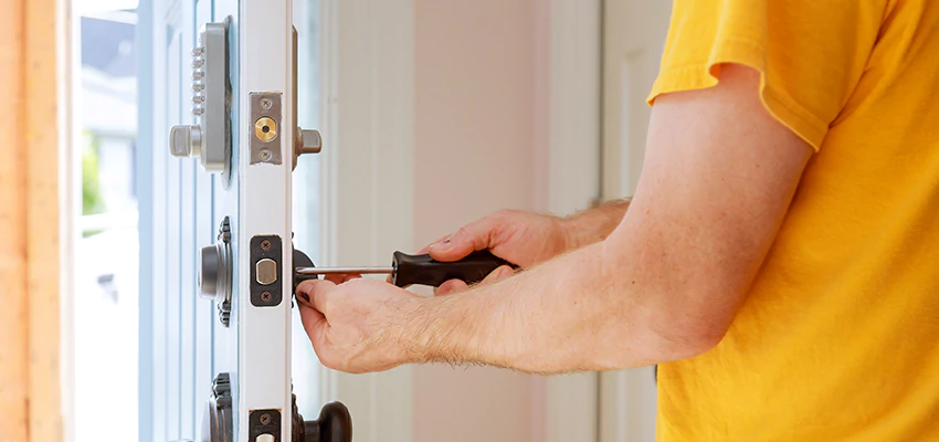 Eviction Locksmith For Key Fob Replacement Services in Yuba City, CA